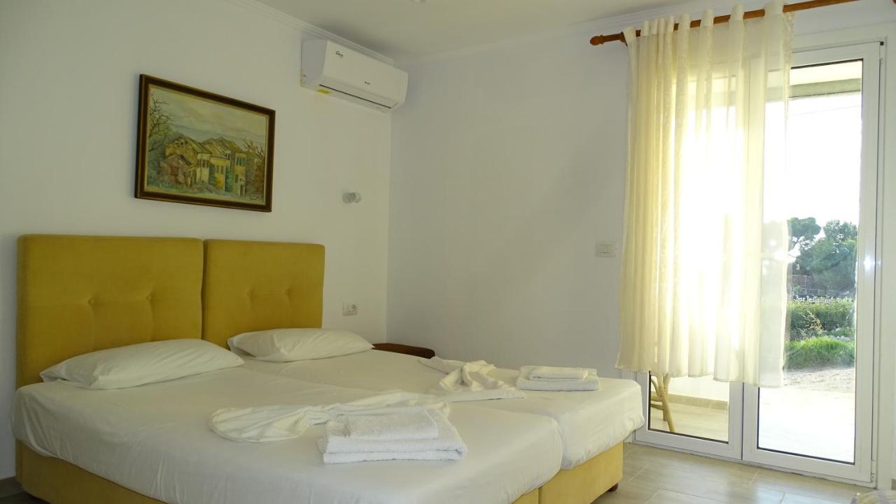 Petro'S Apartments Ksamil Exterior foto