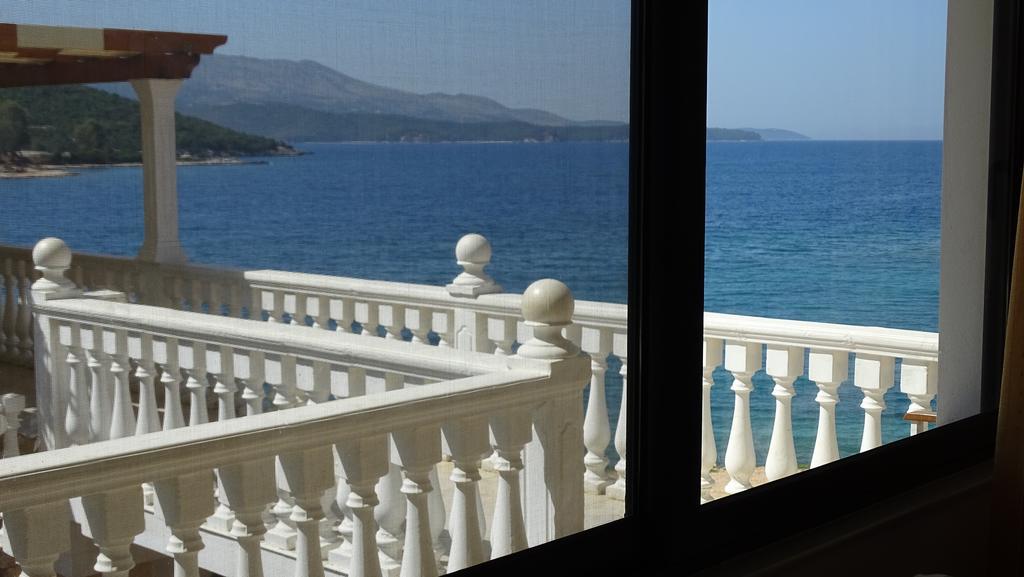 Petro'S Apartments Ksamil Exterior foto