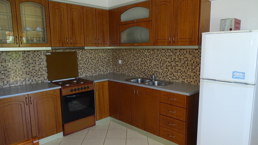 Petro'S Apartments Ksamil Exterior foto